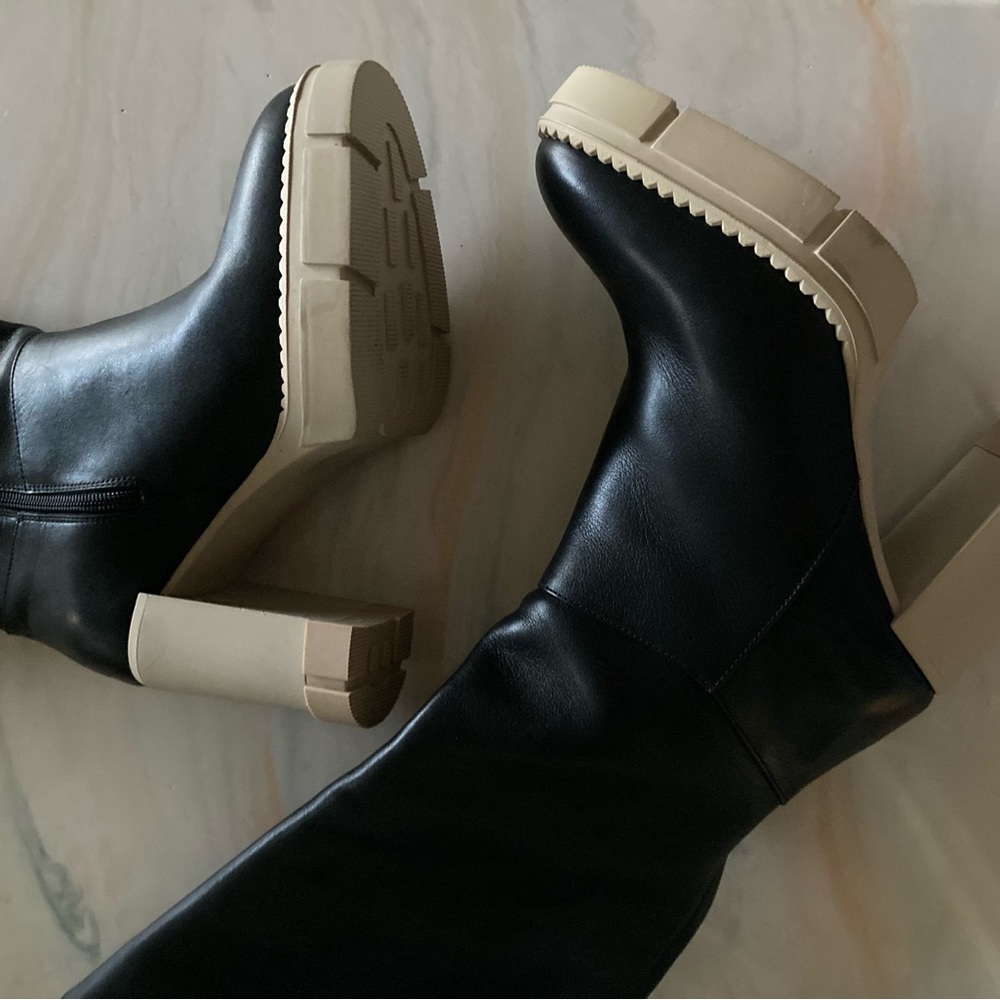Brand New Aquatalia Boots